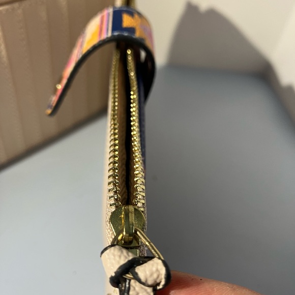 Simply Southern Pink and Navy Women's Wallet NWT 7x4 - Picture 4 of 12